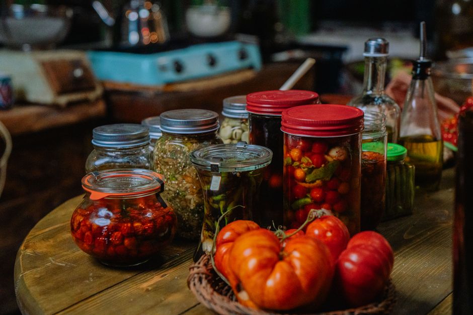 Pickled Cherry Tomatoes: Easy Quick Pickle Recipe